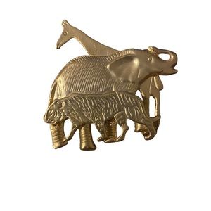 Vintage three of Africa brooch pin